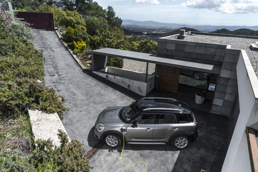  Mini Cooper S E Countryman ALL4 (F60) 2017 года  (WW) (фото 85 из 173)